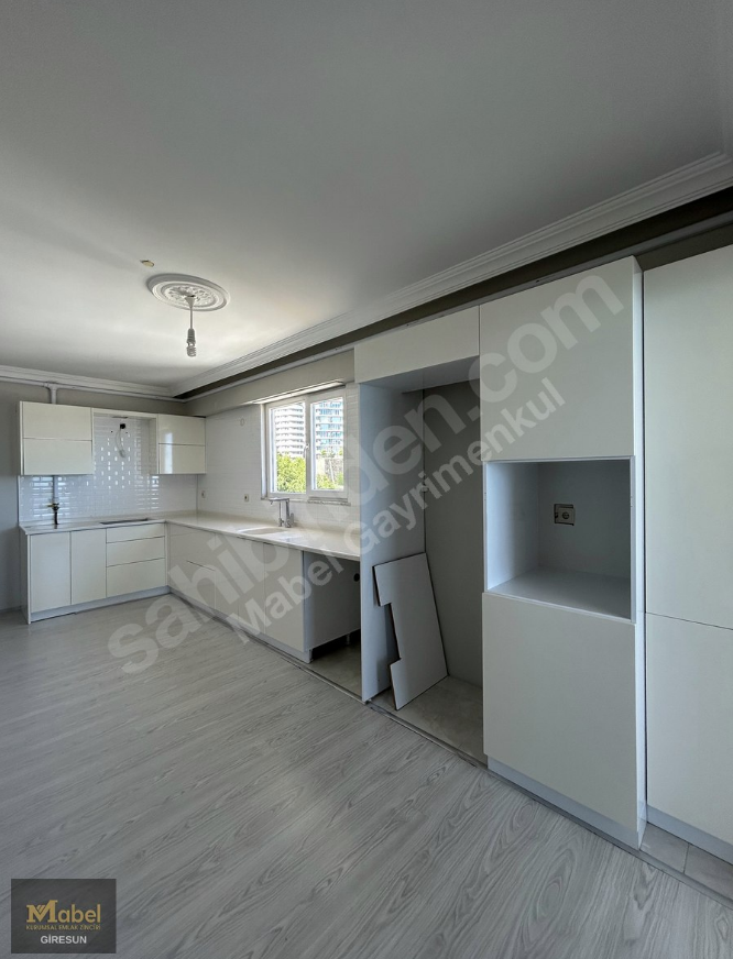 KAVAKLAR MAHALLESİ DENİZ VE KALE MANZARALI